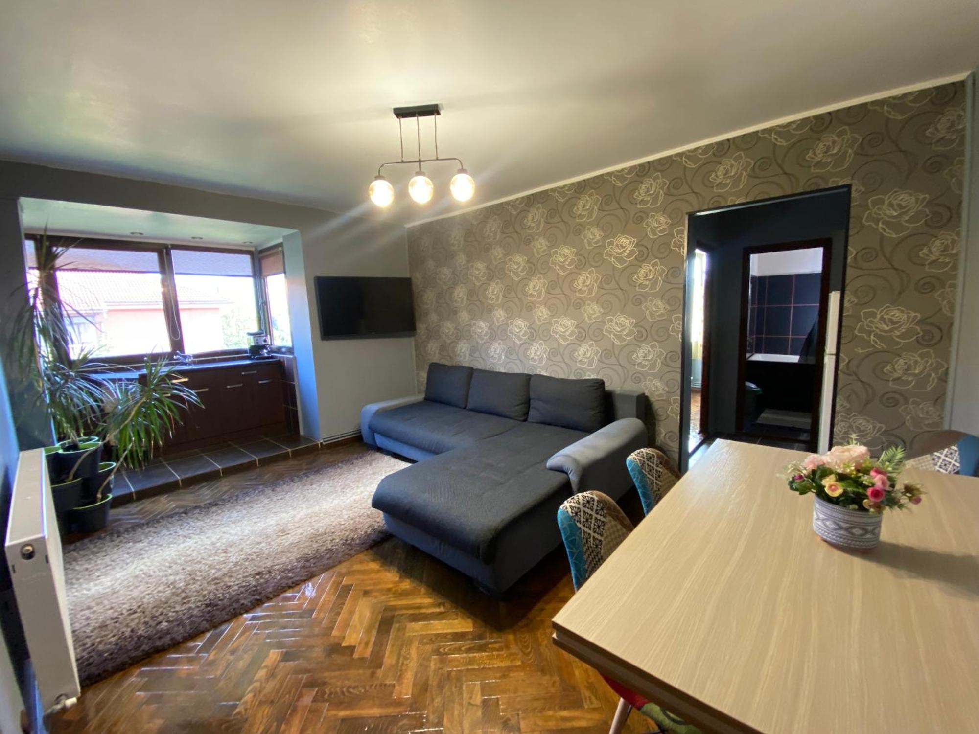 Comfort Home Apartment 2 Petrosani Exterior photo